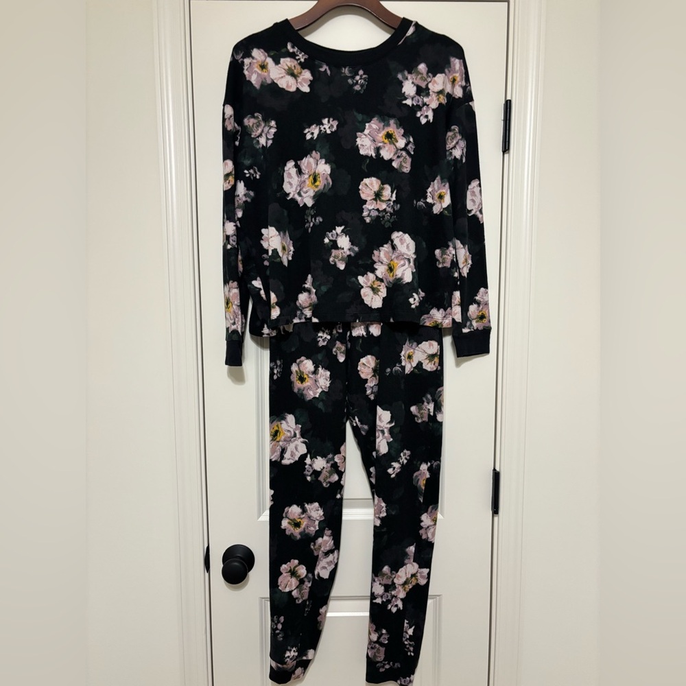 EUC - Room Service Black Floral Pajama Set